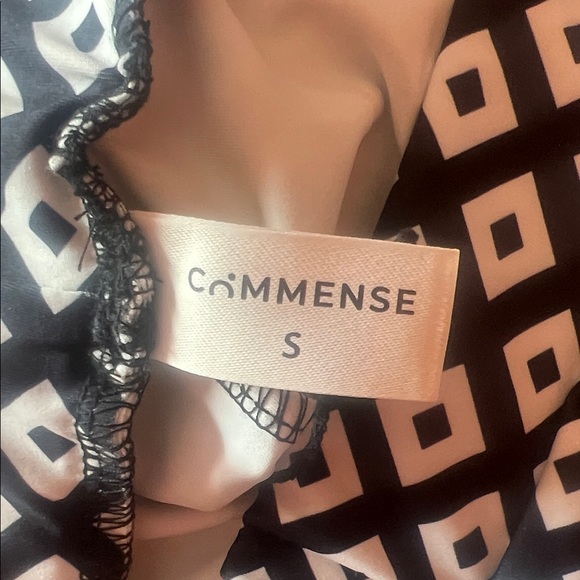 Commense Geometric Black and White Wide Leg Pants - Picture 2 of 7